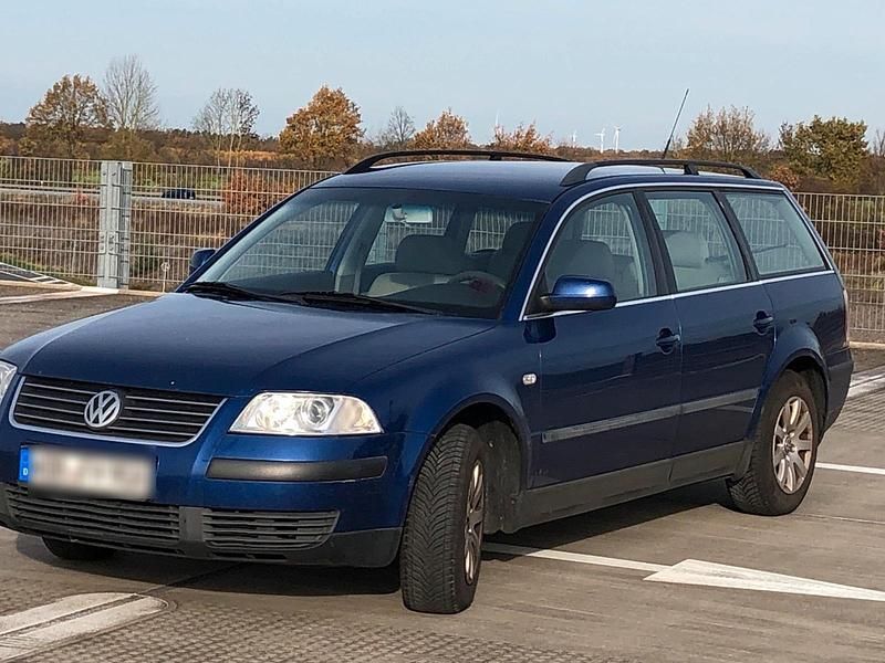 Gebraucht 2001 VW Passat Kombi | 1.900 € (Fairer Preis) - Bild 1/4