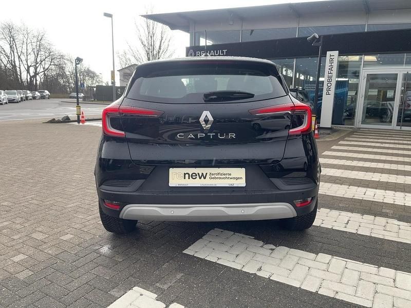 Gebraucht Renault Captur Zen 140 PS (102 kW) 2022 Schwarz gng + grau kqa SUV