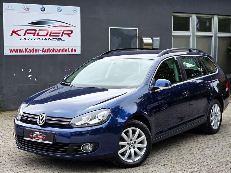 Blau Gebraucht 2011 VW Golf VI Comfortline Kombi | 9.800 € (Teuer) - Bild 1/4