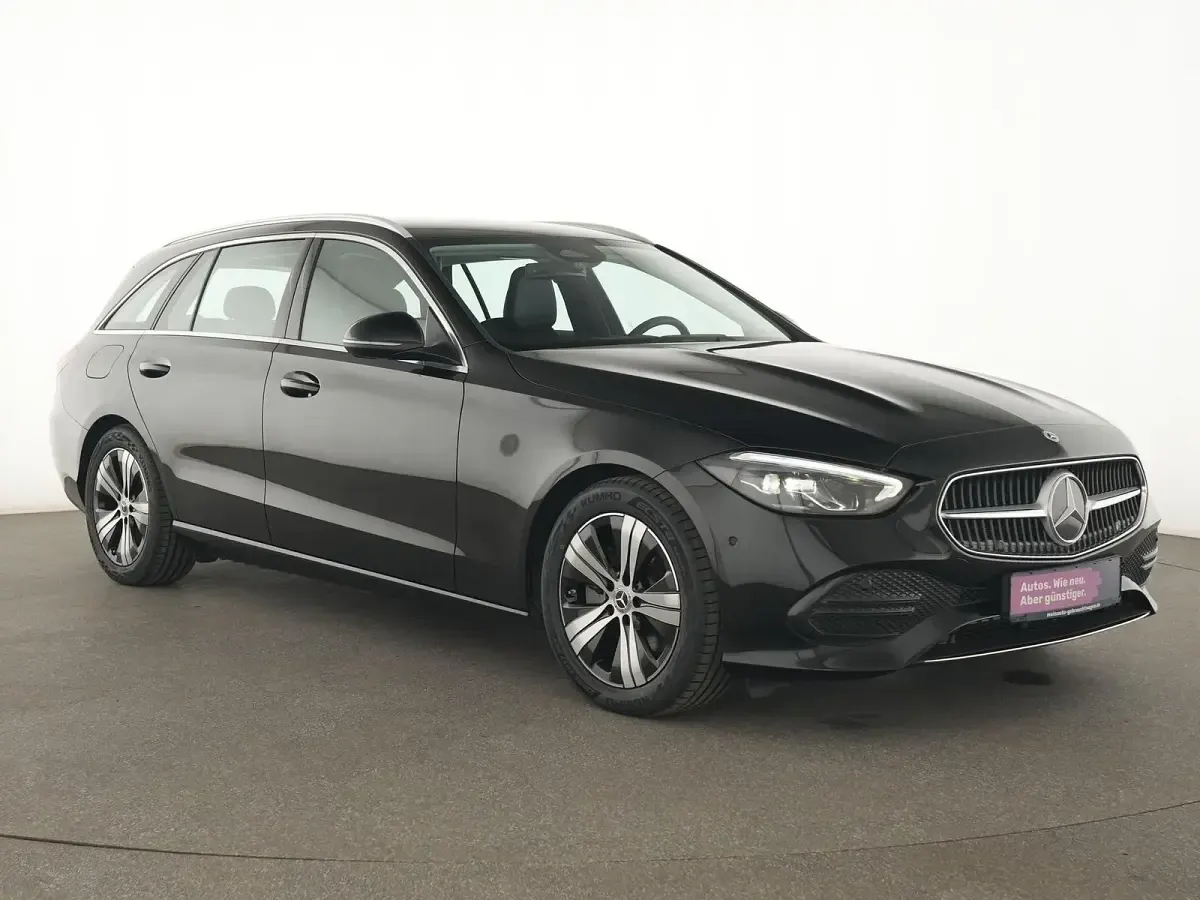Gebraucht Mercedes C200 Avantgarde 163 PS (119 kW) 2025 Schwarz Limousine
