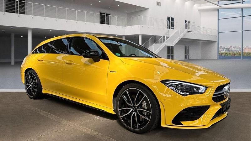 Gelb Gebraucht 2020 Mercedes CLA35 AMG Shooting Brake AMG Kombi | 37.247 € (Fairer Preis) - Bild 1/4