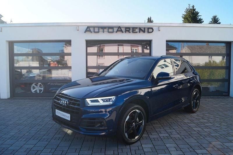 Navarrablau (metallic) Gebraucht 2019 Audi 50 S-Line Kleinwagen | 31.900 € (Superpreis) - Bild 1/4