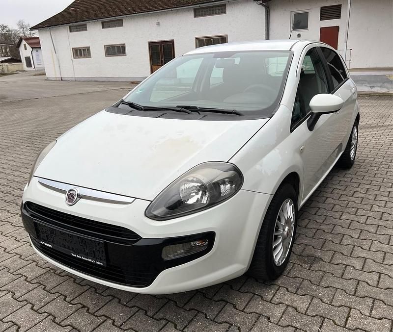 Gebraucht Fiat Punto Sport 77 PS (56 kW) 2012 Weiß Kleinwagen