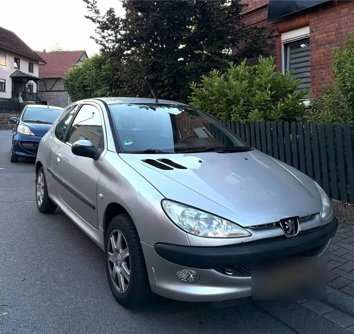 Gebraucht Peugeot 206 60 PS (44 kW) 2005 Silber Kleinwagen