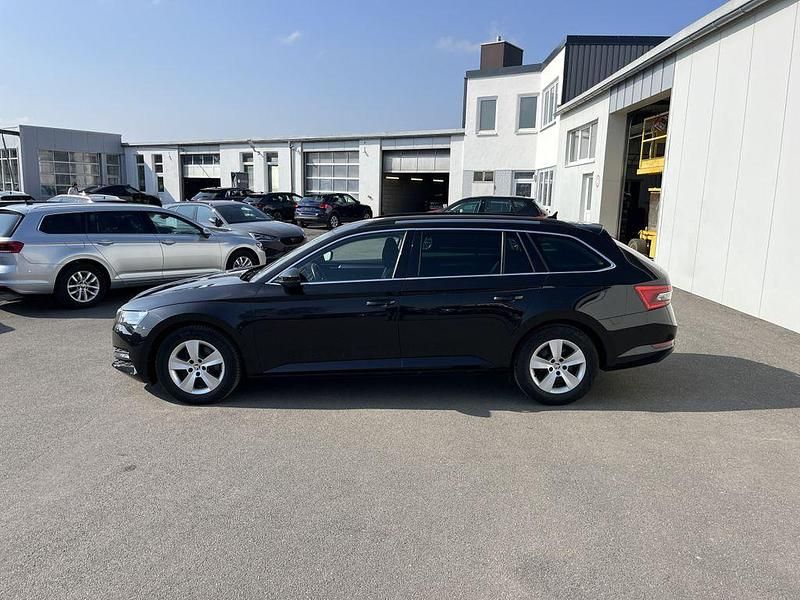 Gebraucht Skoda Superb Ambition 150 PS (110 kW) 2021 Schwarz Kombi