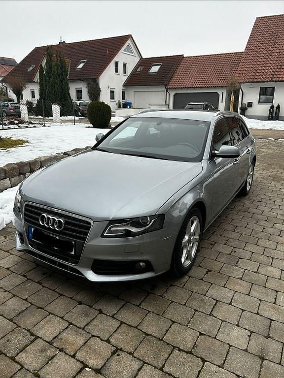Gebraucht Audi A4 Ambition 143 PS (105 kW) 2011 Grau Kombi