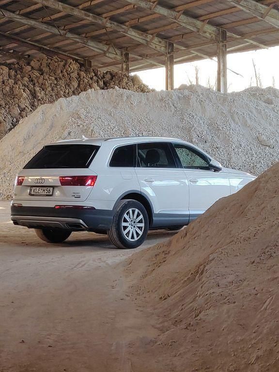 Weiß Gebraucht 2019 Audi Q7 SUV | 39.500 € (Guter Preis) - Bild 1/4