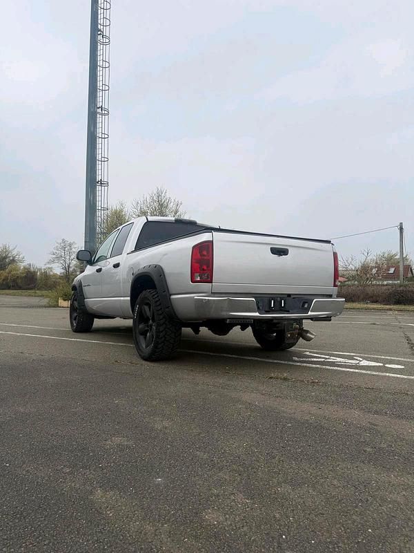 Usata Dodge Ram 345 CV (253 kW) 2005 Argento Pick-up