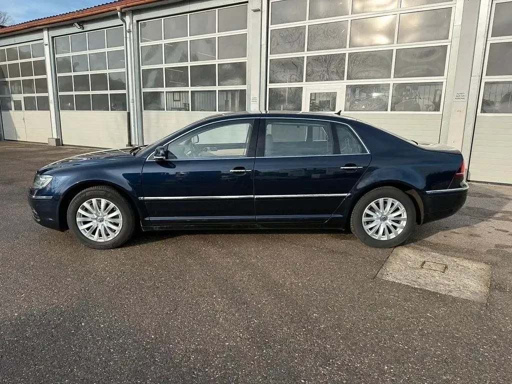 Gebraucht VW Phaeton 334 PS (245 kW) 2016 Blau Limousine