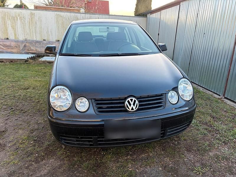 Gebraucht VW Polo 75 PS (55 kW) 2004 Schwarz Kleinwagen