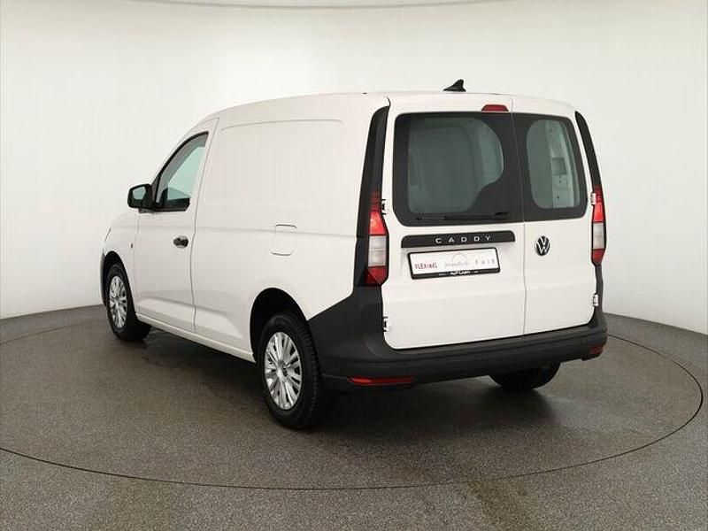 Gebraucht VW Caddy 75 PS (55 kW) 2023 Weiß Van / Kleinbus