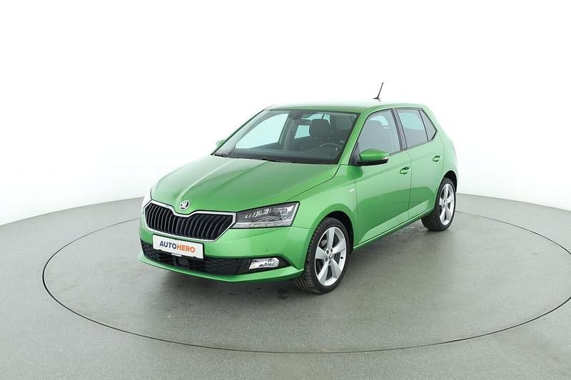 Grün Gebraucht 2019 Skoda Fabia Soleil Limousine | 11.720 € (Fairer Preis) - Bild 1/3