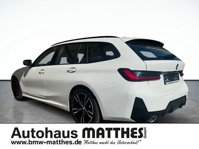 Gebraucht BMW 320 M Sport 190 PS (139 kW) 2025 Weiss Kombi