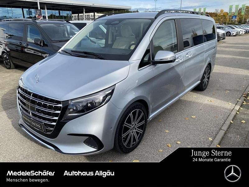 Silber Gebraucht 2025 Mercedes V300 Exclusive Van / Kleinbus | 88.850 € (Guter Preis) - Bild 1/4