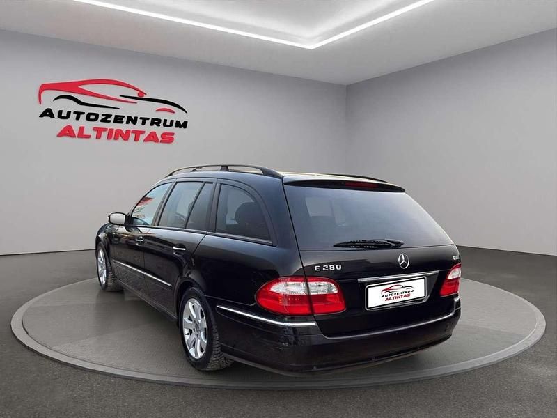 Second-hand Mercedes E280 190 CP (139 kW) 2006 Negru Break