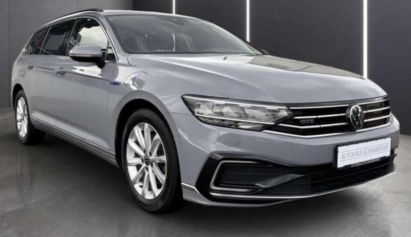 Mondsteingrau Gebraucht 2022 VW Passat GTE Kombi | 19.999 € (Superpreis) - Bild 1/4