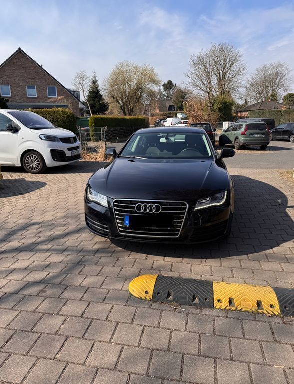 Schwarz Gebraucht 2011 Audi A7 Kleinwagen | 15.000 € (Fairer Preis) - Bild 1/4