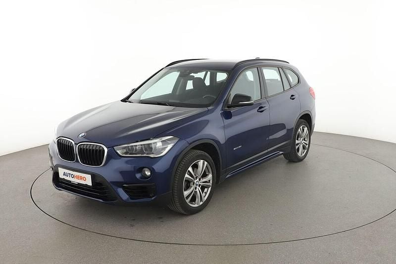 Blau Gebraucht 2018 BMW X1 Sport Line SUV | 17.650 € (Fairer Preis) - Bild 1/3
