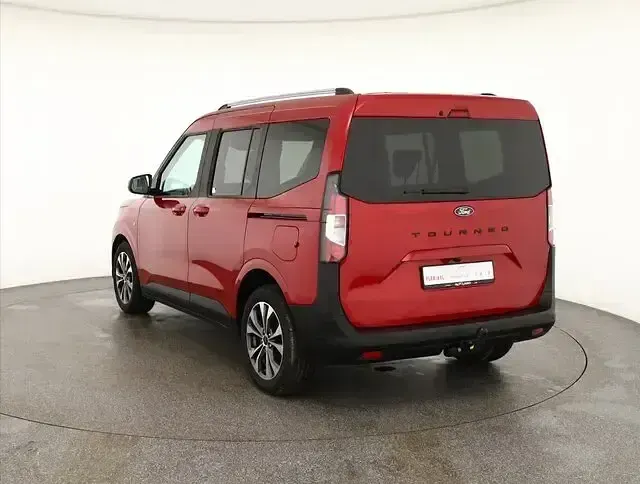Gebraucht Ford Tourneo Courier Titanium 125 PS (91 kW) 2025 Andere Van / Kleinbus