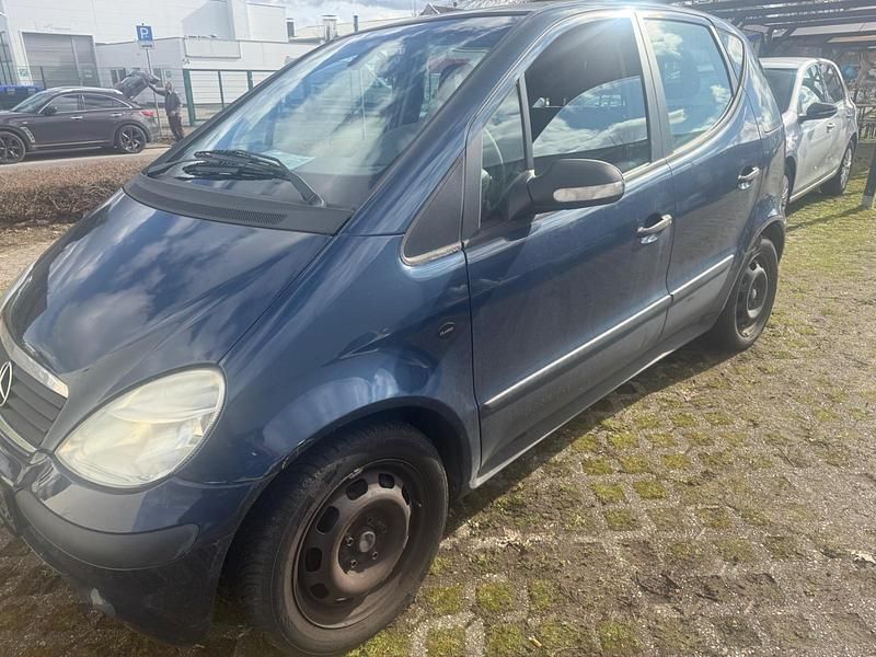 Gebraucht Mercedes A140 82 PS (60 kW) 2003 Blau Kleinwagen