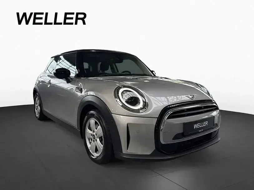 Używany Mini Cooper Essential 136 KM (100 kW) 2023 Srebrny Hatchback