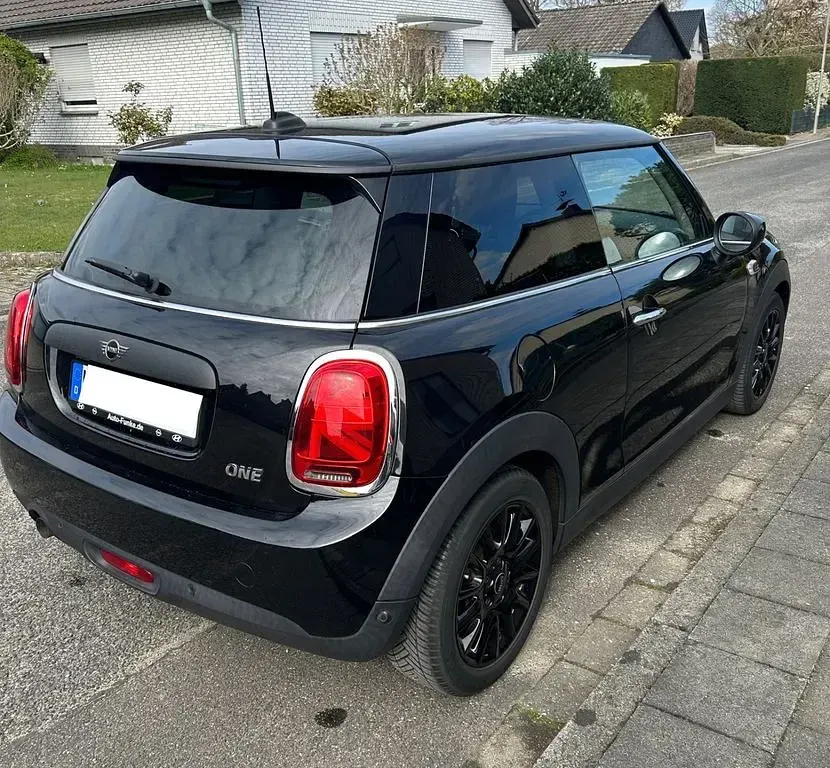 Brugt Mini ONE Pepper 102 HK (75 kW) 2021 Sort Hatchback