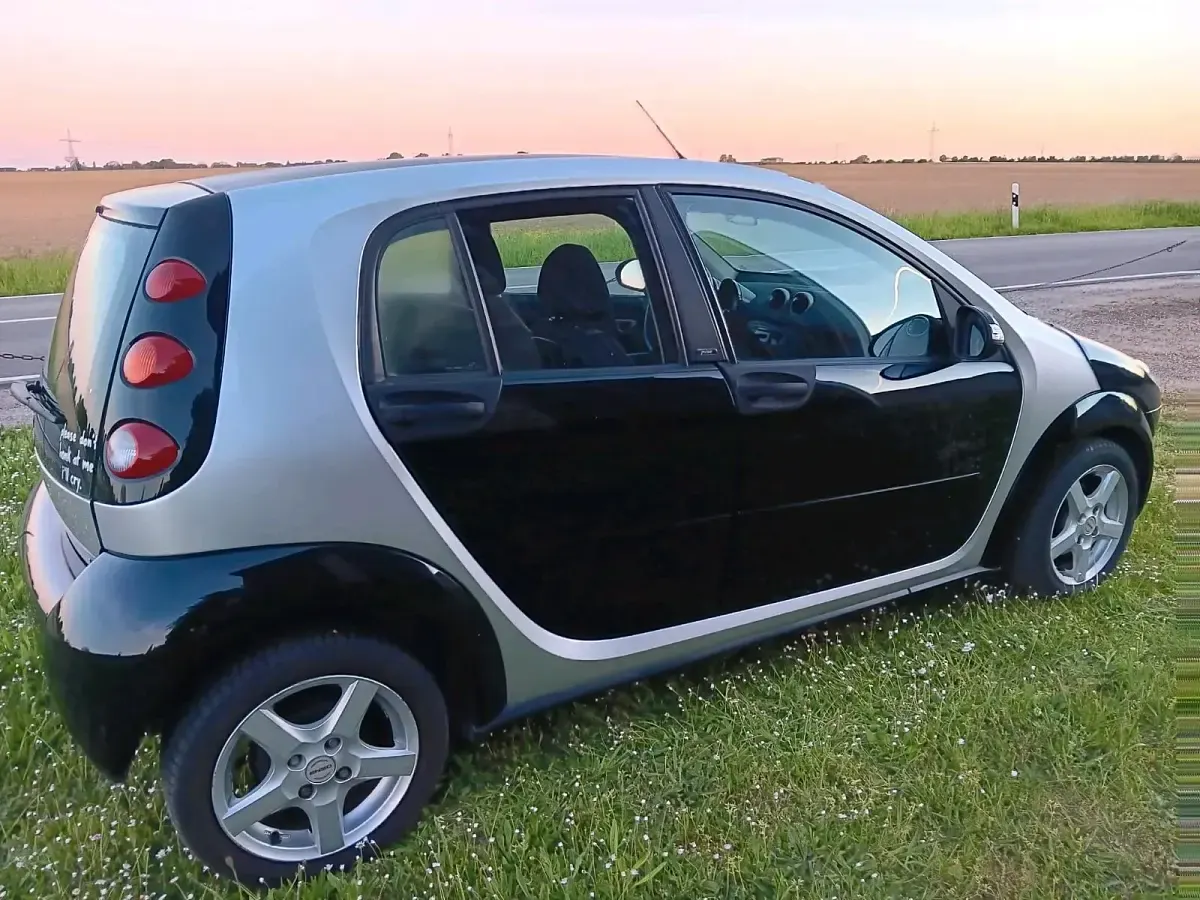 Gebraucht Smart ForFour 95 PS (69 kW) 2006 Schwarz Kleinwagen