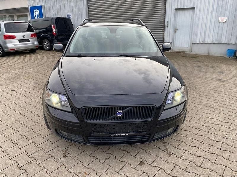 Schwarz Gebraucht 2005 Volvo V50 Kombi | 4.899 € (Guter Preis) - Bild 1/4