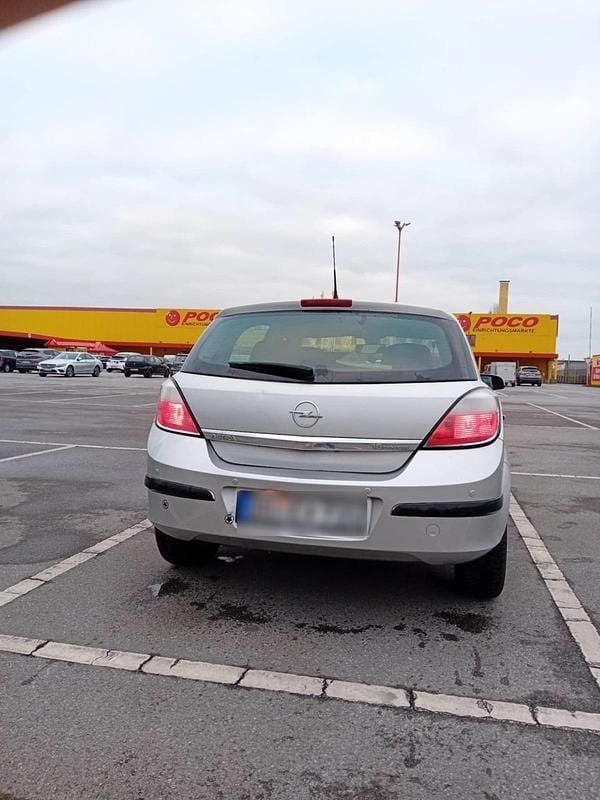 Gebraucht Opel Astra 105 PS (77 kW) 2005 Grau Coupé