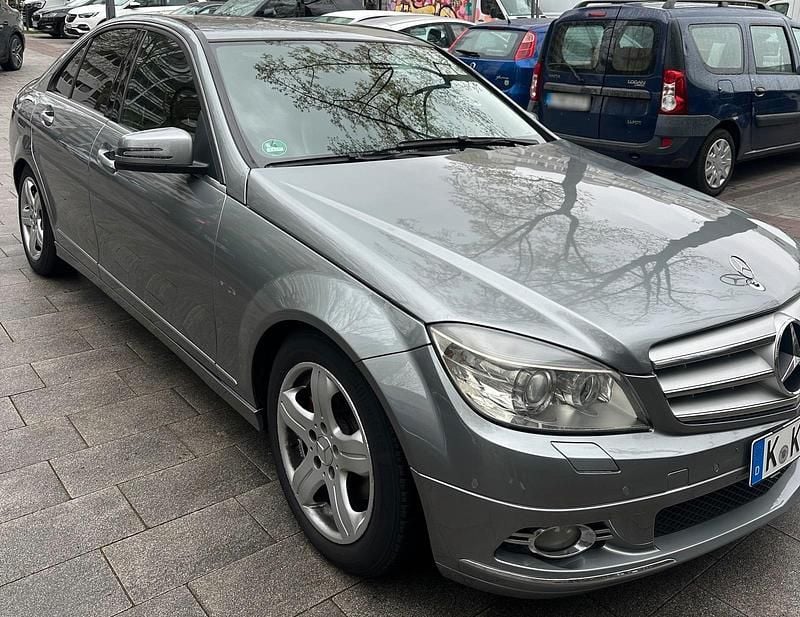 Gebraucht Mercedes C220 170 PS (125 kW) 2010 Grau Limousine