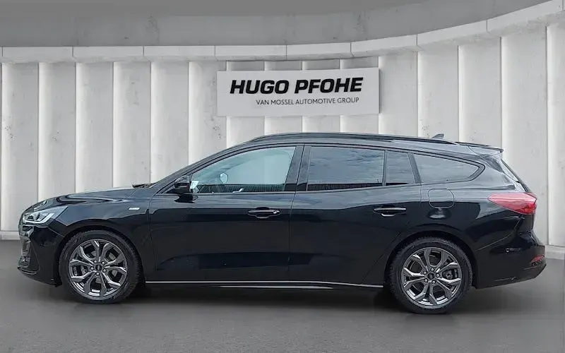 Gebraucht Ford Focus ST-Line X 116 PS (85 kW) 2025 Schwarz Kombi