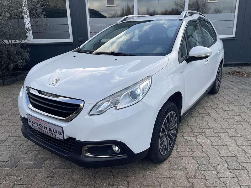 Weiss banquise Gebraucht 2016 Peugeot 2008 Urban Move SUV | 4.500 € (Fairer Preis) - Bild 1/4