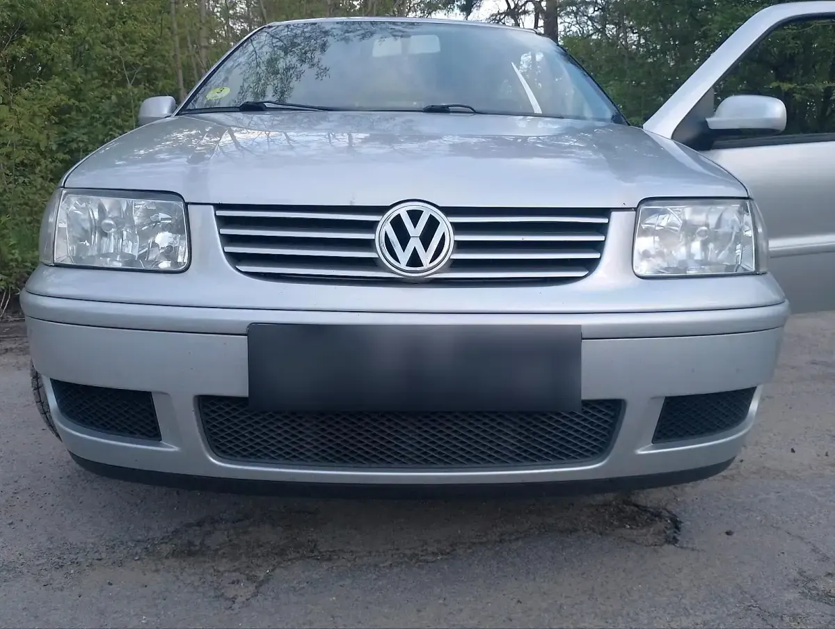 Używany VW Polo Edition 75 KM (55 kW) 2000 Srebrny Hatchback