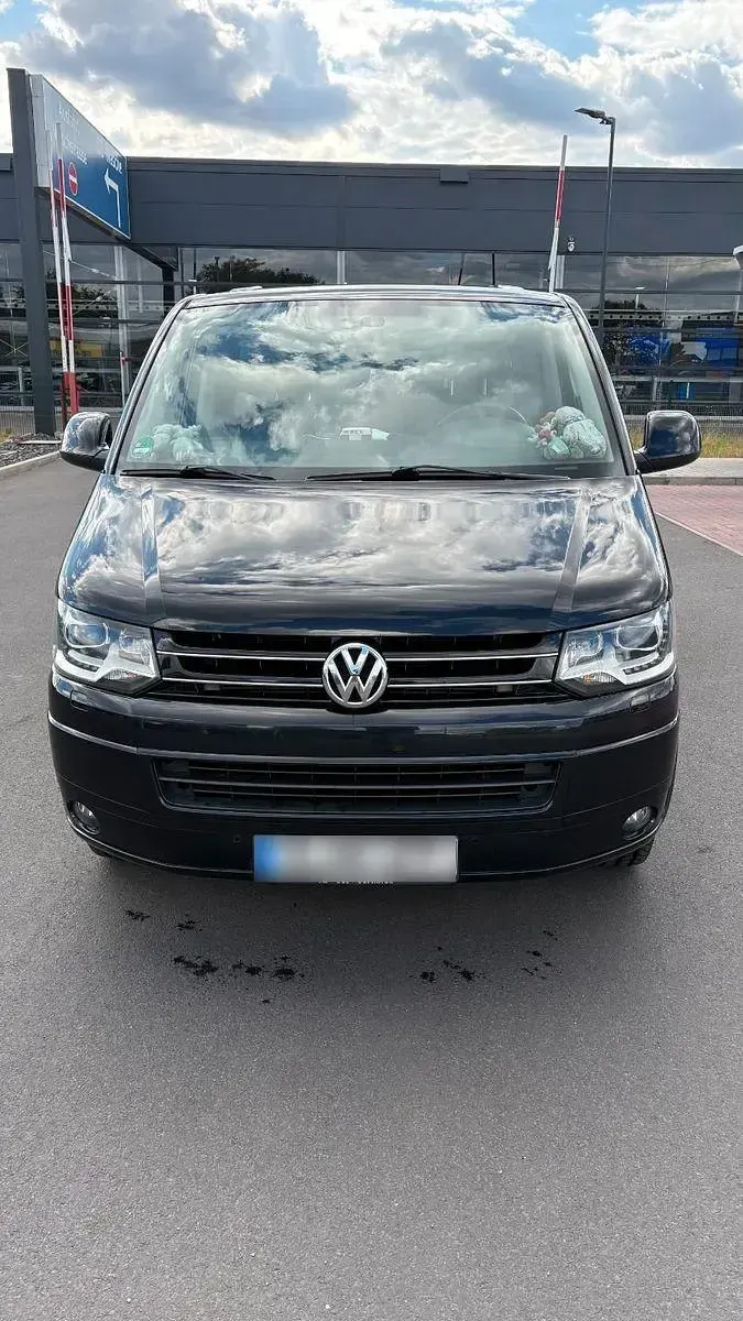 Gebraucht VW Caravelle 114 PS (83 kW) 2011 Schwarz Van