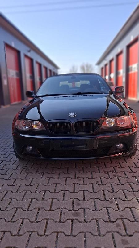 Gebraucht BMW 318 Cabriolet 143 PS (105 kW) 2003 Schwarz Cabrio