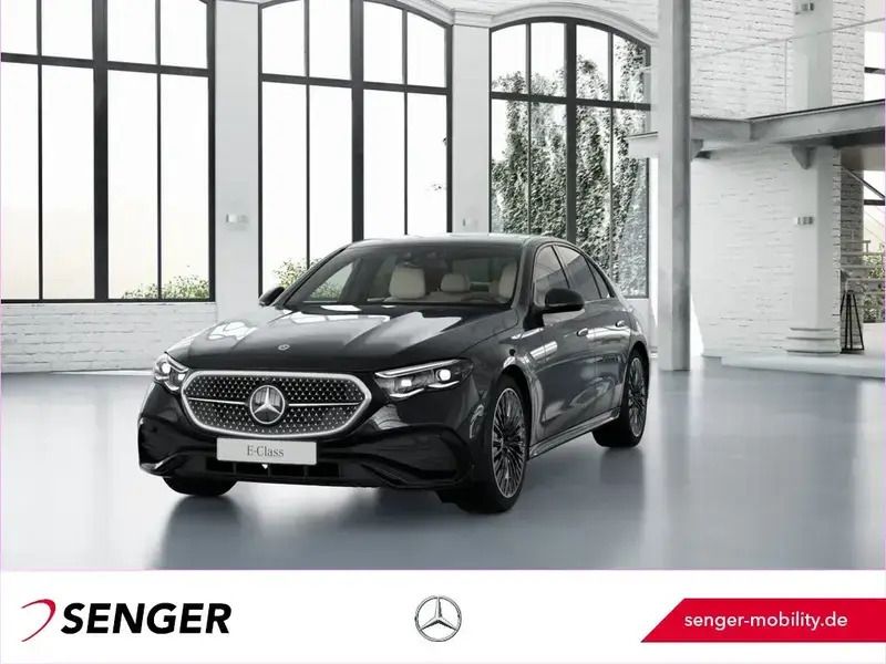 Weiß Gebraucht 2025 Mercedes E200 AMG line | 59.880 € (Teuer) - Bild 1/1