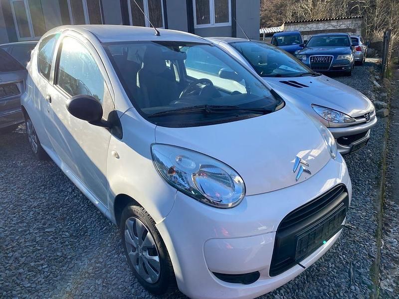 Gebraucht Citroën C1 Advance 68 PS (50 kW) 2010 Weiß Kleinwagen