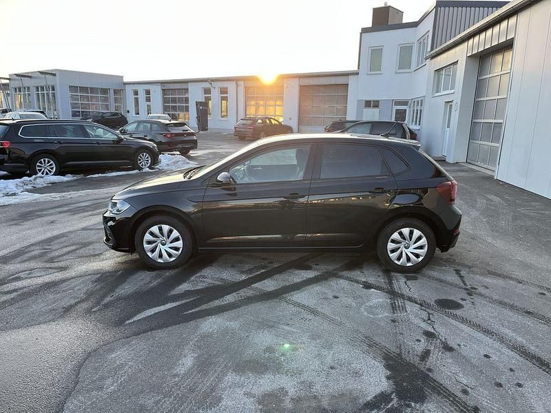 Gebraucht VW Polo Life 95 PS (69 kW) 2022 Deep black Limousine