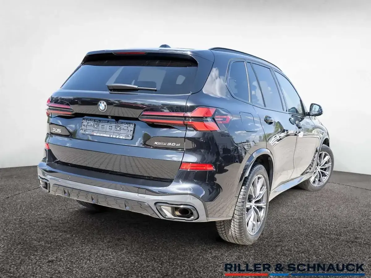 Gebraucht BMW X5 M Sport 340 PS (250 kW) 2025 Schwarz SUV
