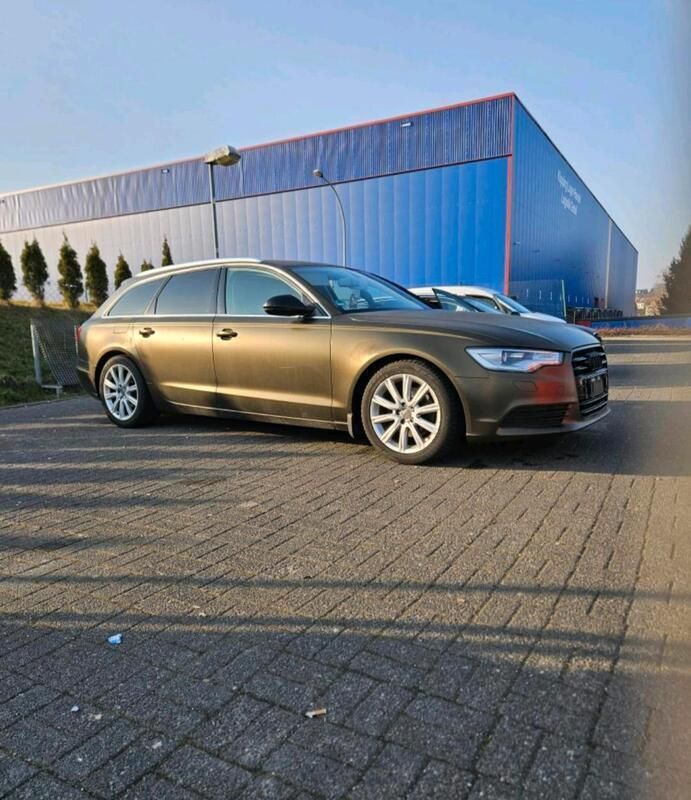 Andere außenfarben Gebraucht 2012 Audi A6 Kombi | 11.900 € - Bild 1/4