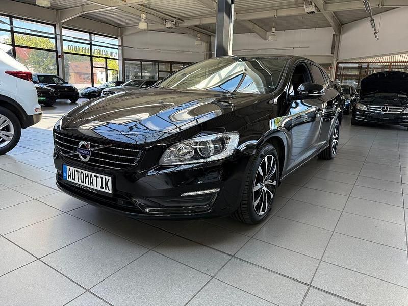 Schwarz Gebraucht 2018 Volvo V60 Linje Svart Kombi | 20.890 € (Guter Preis) - Bild 1/4