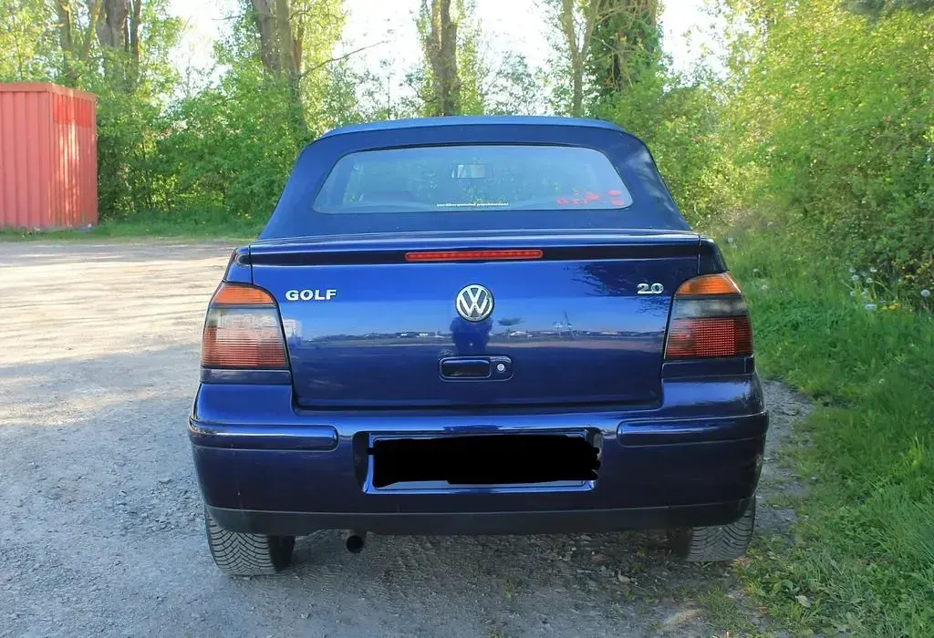 Używany VW Golf Highline 116 KM (85 kW) 2001 Niebieski Kabriolet