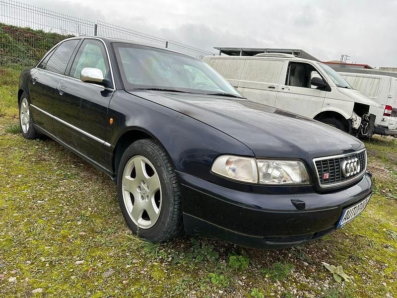 Gebraucht Audi S8 Sport 360 PS (264 kW) 2000 Blau Limousine