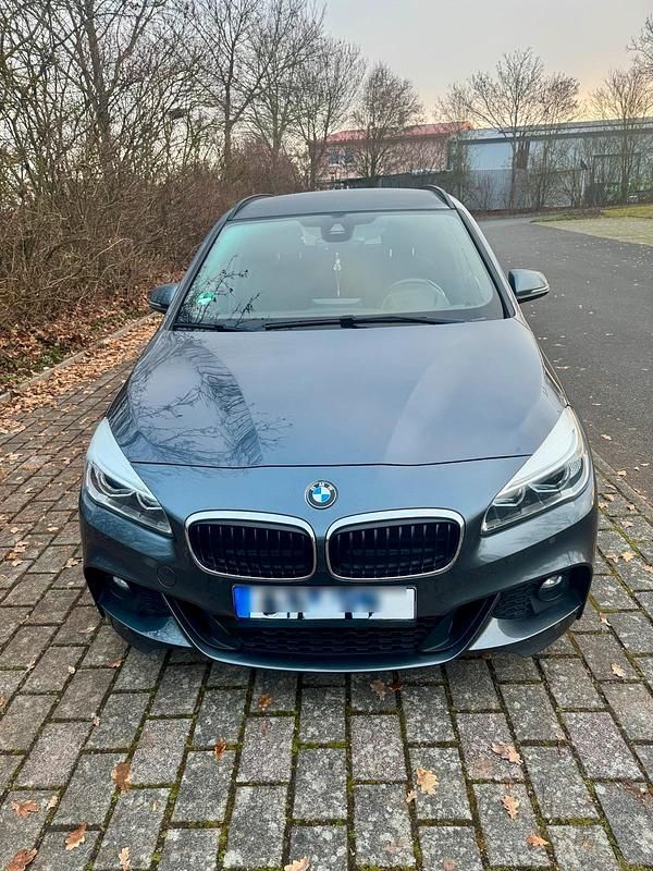 Gebraucht BMW 218 Active Tourer M Sport 150 PS (110 kW) 2016 Grau Van / Kleinbus