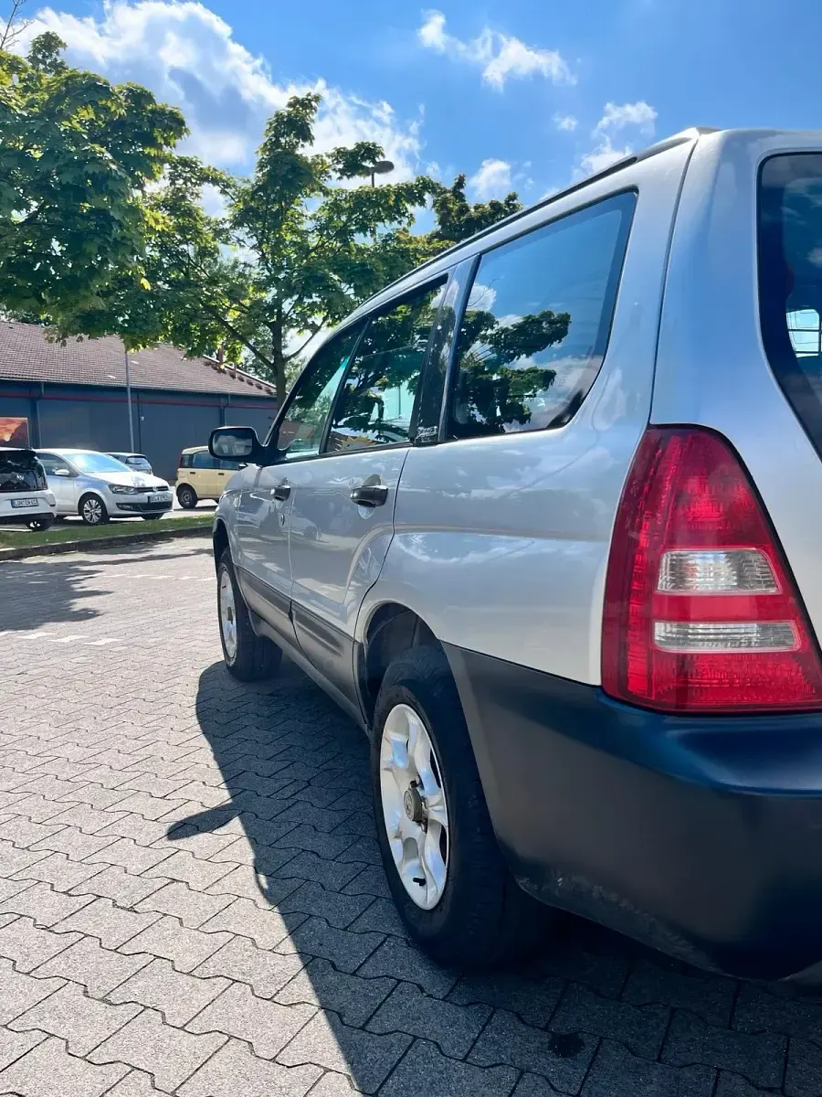 Gebraucht Subaru Forester 120 PS (88 kW) 2003 Silber SUV