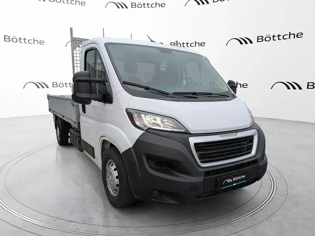 Gebraucht Peugeot Boxer 101 PS (74 kW) 2023 Andere Van