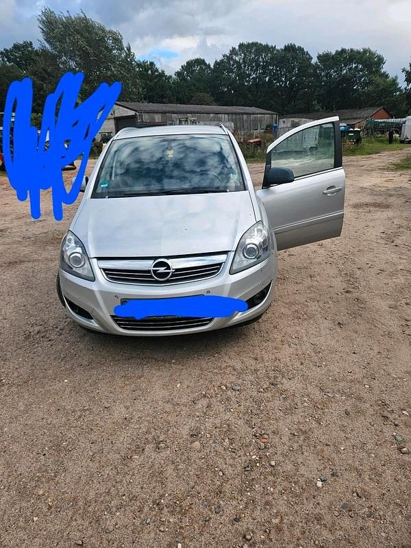 Silber Gebraucht 2012 Opel Zafira Eco Van / Kleinbus | 3.800 € (Fairer Preis) - Bild 1/4