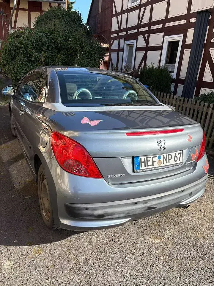 Gebraucht Peugeot 207 CC Platinum 120 PS (88 kW) 2009 Silber Cabrio