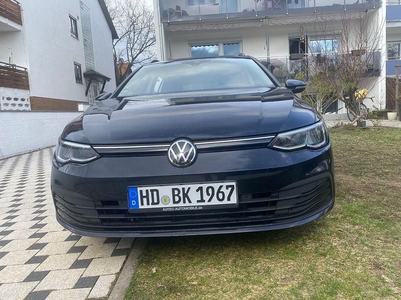 Gebraucht VW Golf VIII Active 116 PS (85 kW) 2021 Schwarz Kombi