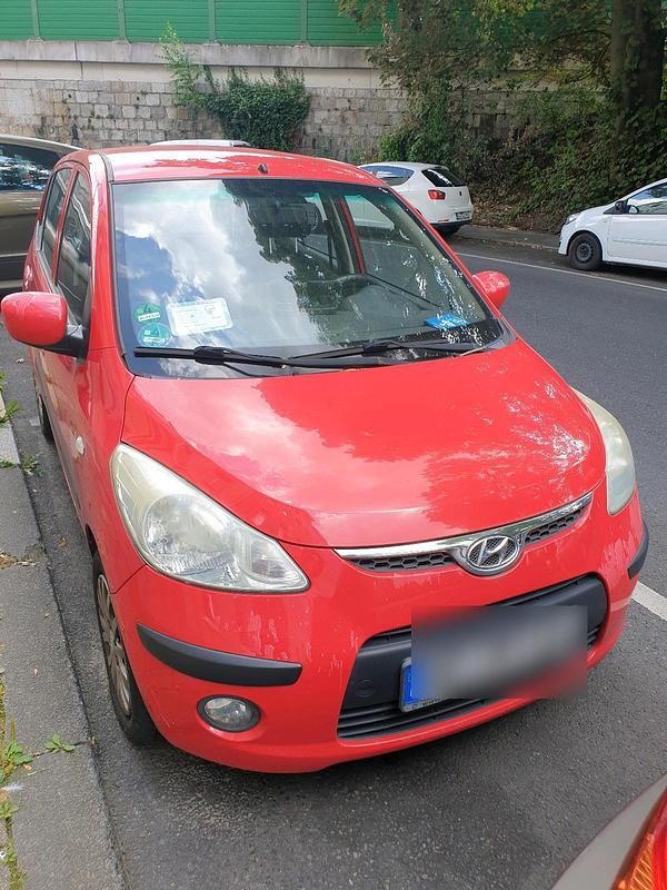 Rot Gebraucht 2011 Hyundai i10 Kleinwagen | 1.500 € - Bild 1/4